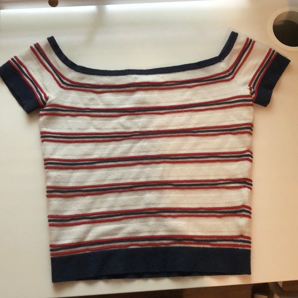 American Eagle off the shoulder top - Picture 2 of 3